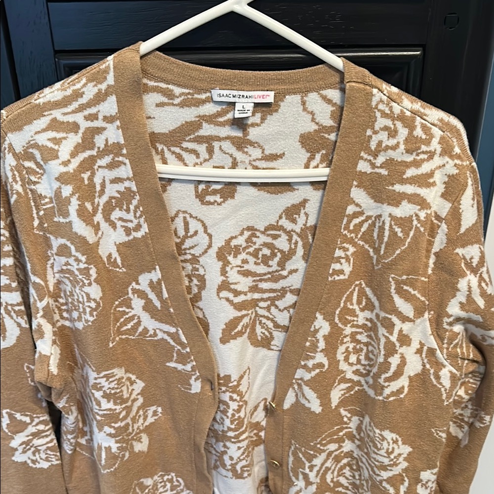 Isaac Mizrahi Women's Tan Floral Sweater